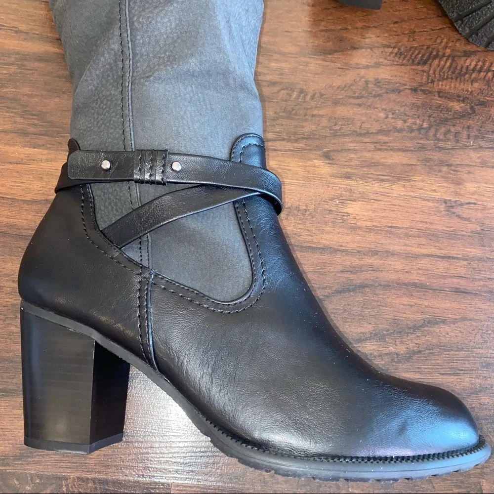 White Mountain Black Tall Boots - Picture 4 of 10